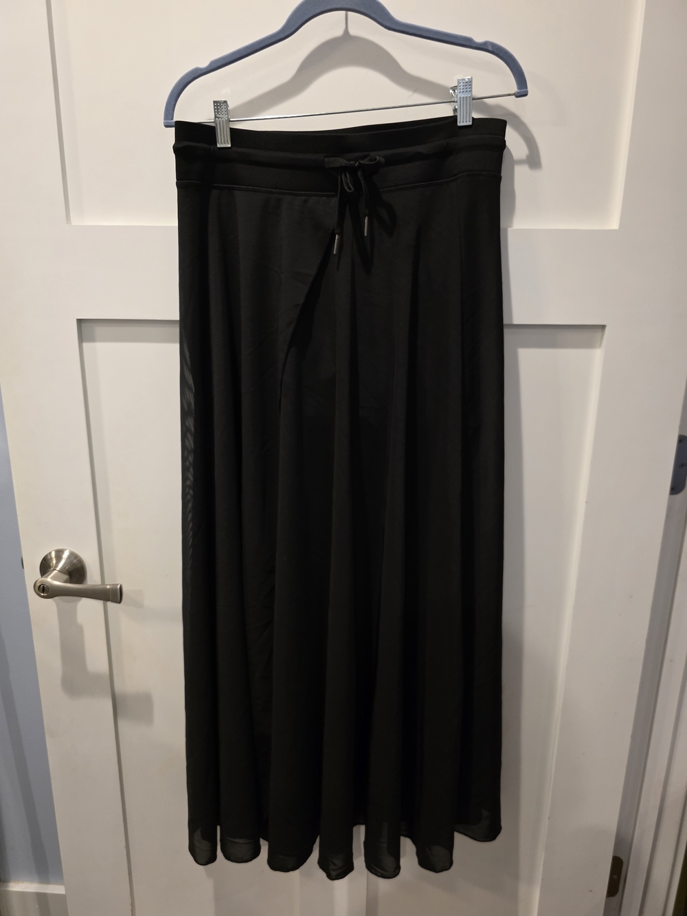Halara High Waisted Contrast Mesh 2-in-1 Flowy Maxi Flare Casual Skirt Shorts L